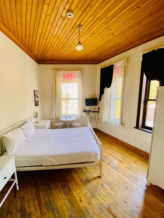 Pastor Historical Apart-Hotel The Gulf Of Izmir Esmirna Exterior foto